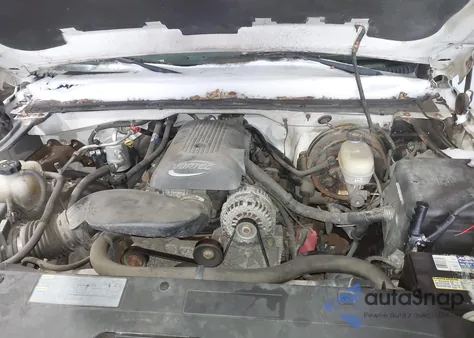 2005 Chevrolet Silverado 1500 Work Truck z USA, uszkodzony, nr VIN 1GCEK14T45Z334285